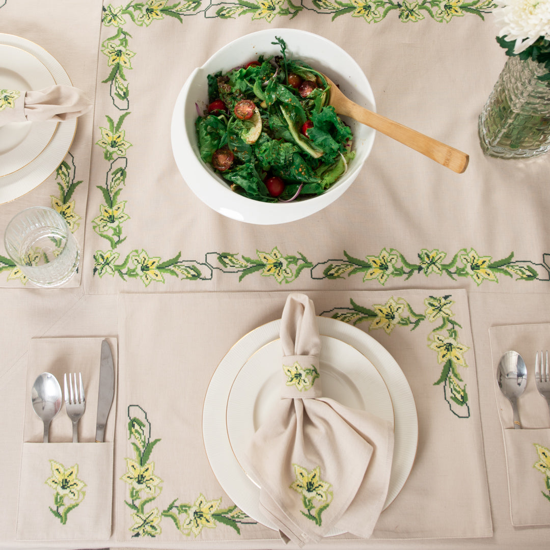 Ferndale Embroidered Table Linen Set