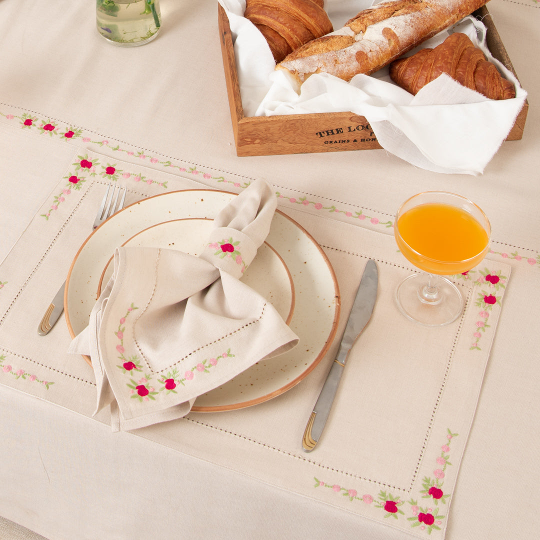 Hillend Embroidered Table Linen Set