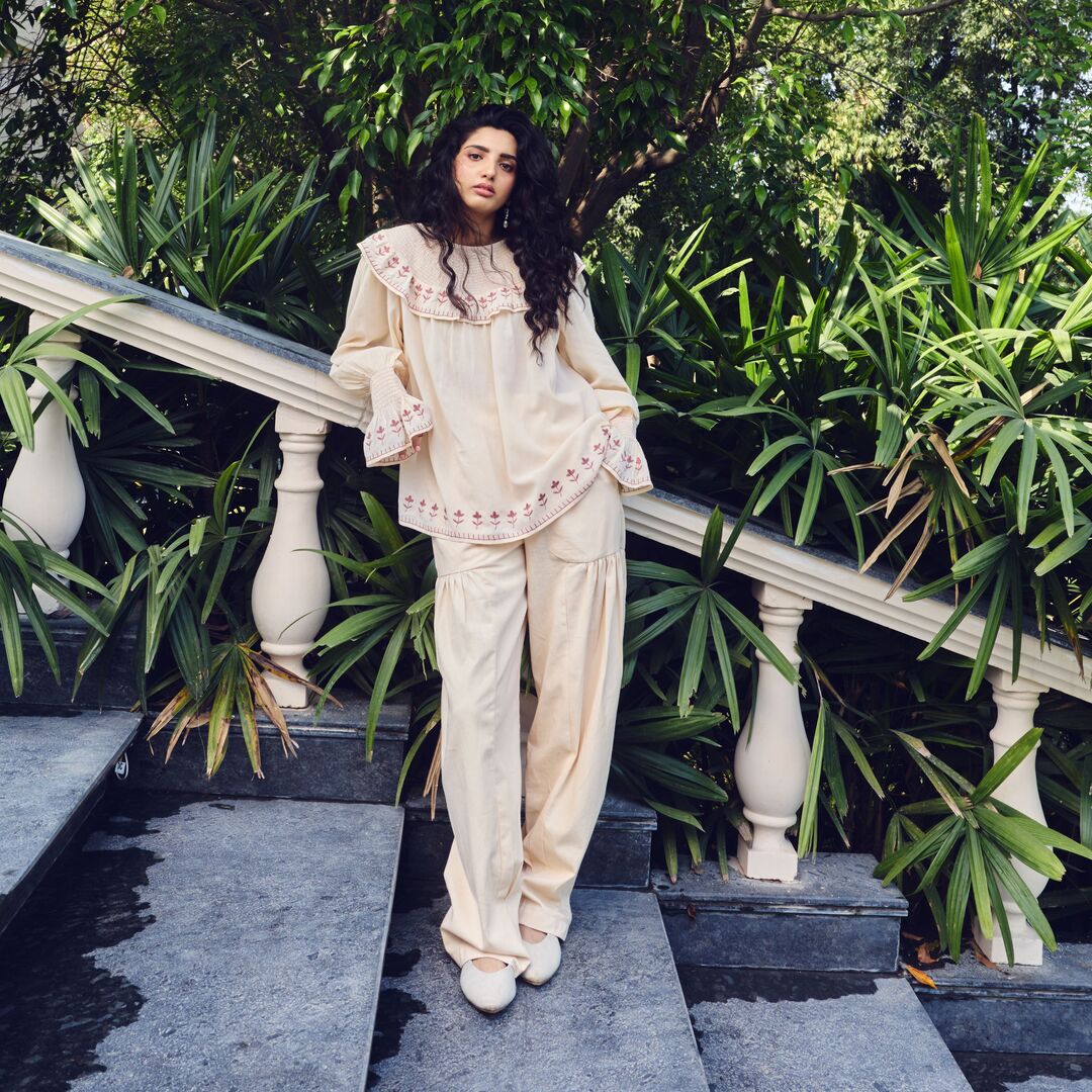 Rooh Barrel Pants