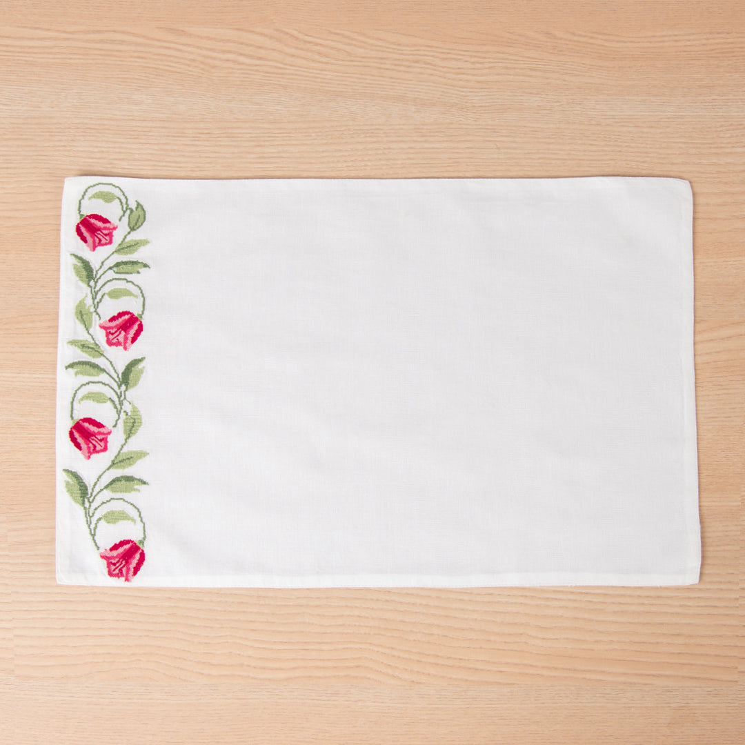 Mokai Embroidered Linen Table Mats