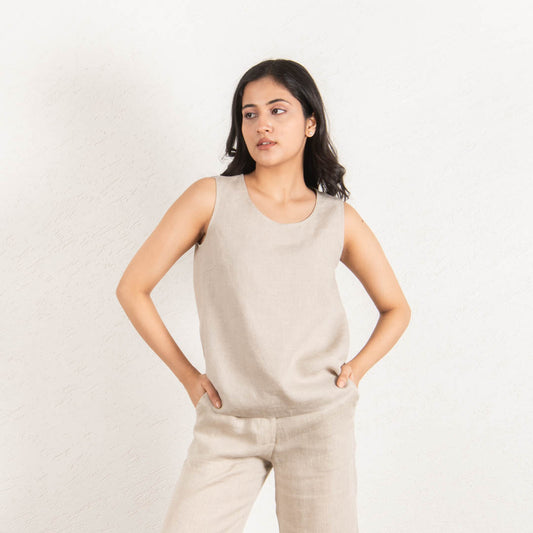 Sleeveless bell linen top