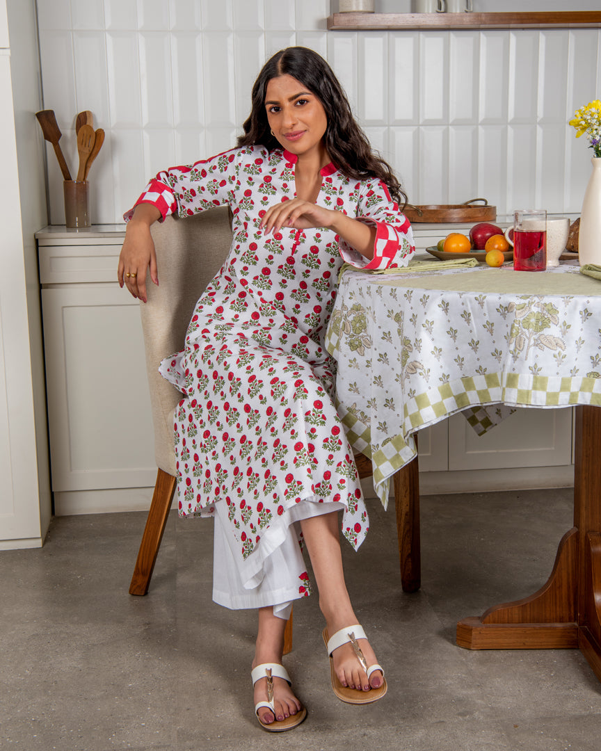 Reya Cotton Cambric Kurta Set