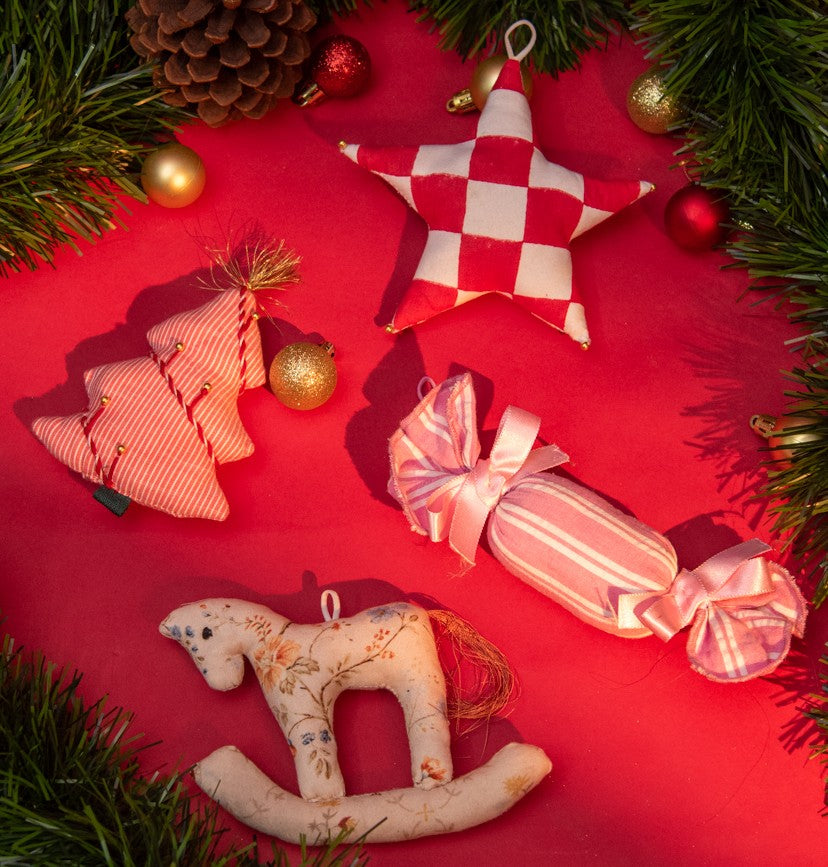 Blush & Bow Charms Box (Set of 4)