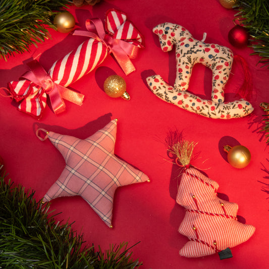 The Jolly Joy Charms Box (set of 4)