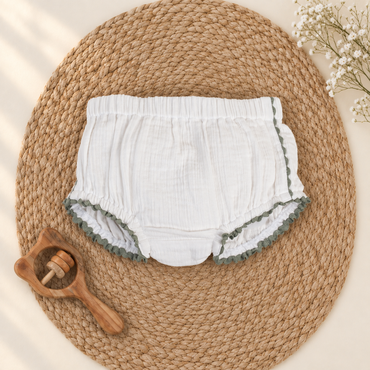 Little Duck Embroidered Set