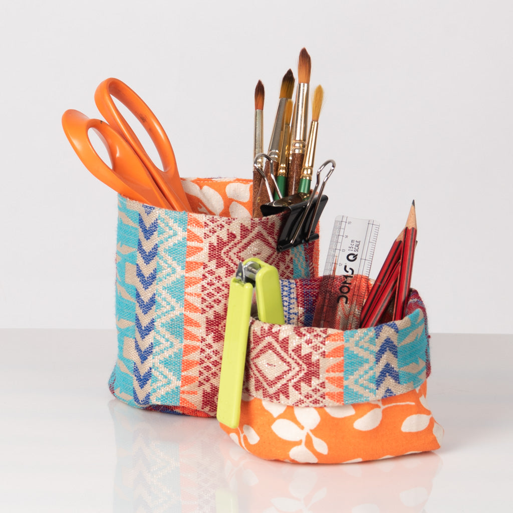 Adelaide reversible pen holder