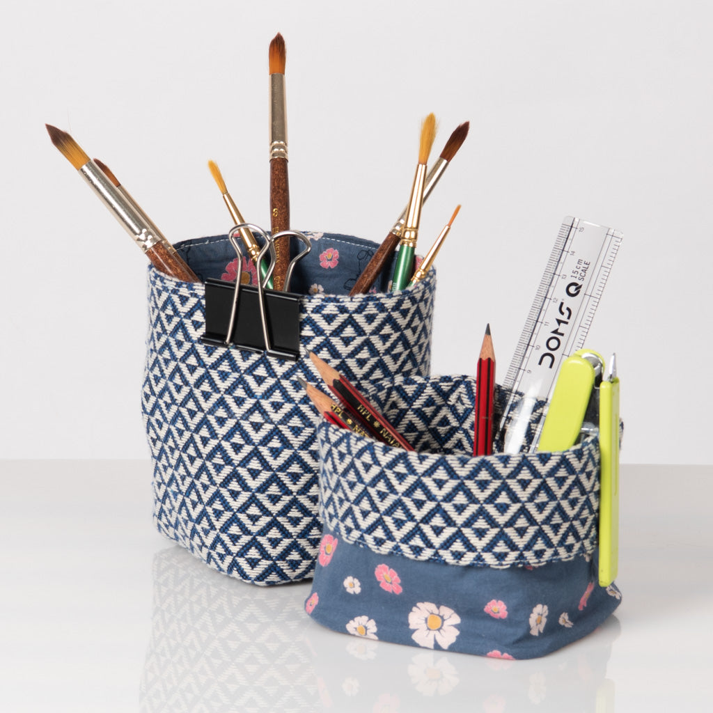 Adelaide reversible pen holder