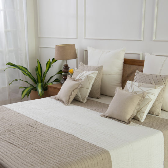 Dinara quilted bedspread in natural and white linen