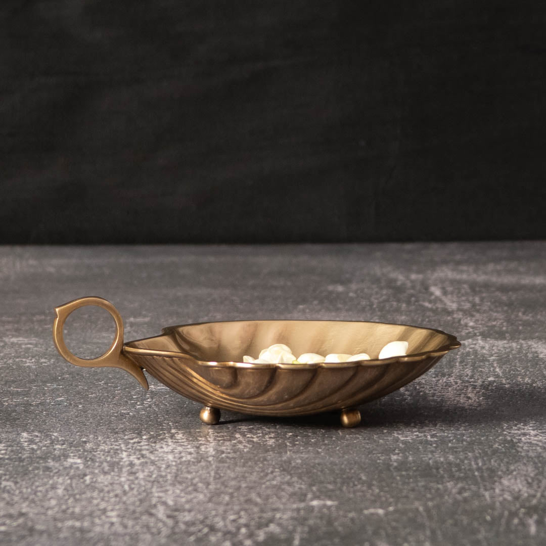 Uraiyur Brass Shell Bowl Small