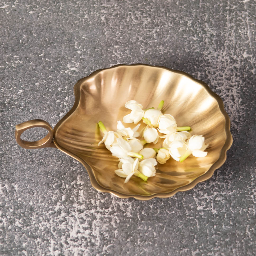 Uraiyur Brass Shell Bowl Small