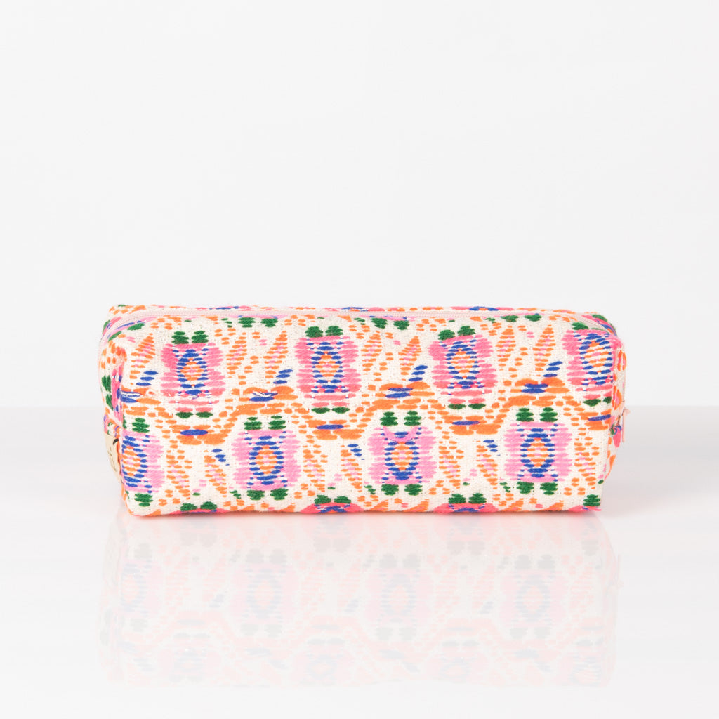 Baku medium pouch flower