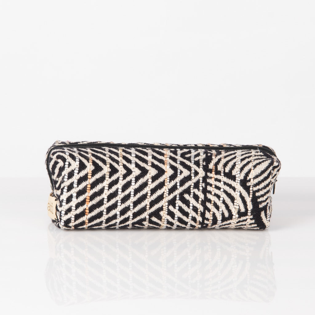 Baku medium pouch swirl