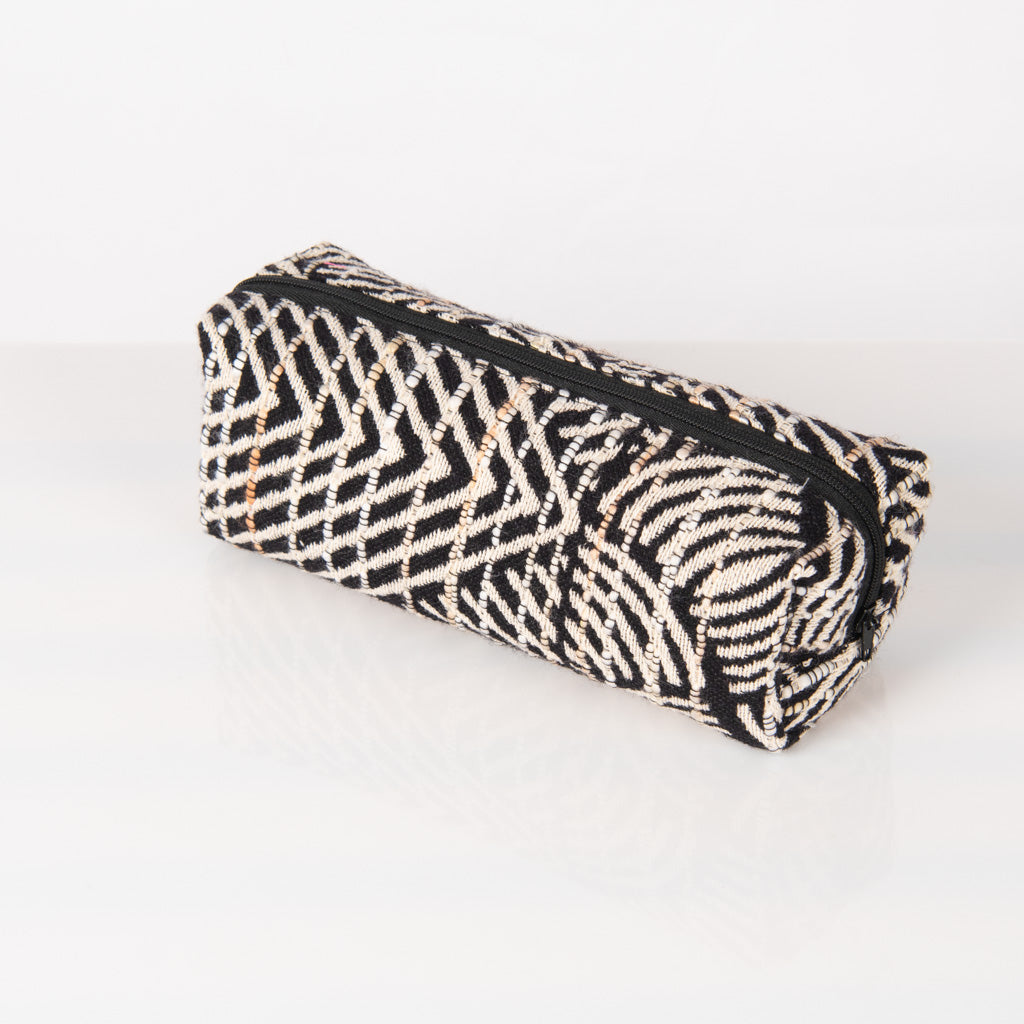 Baku medium pouch swirl