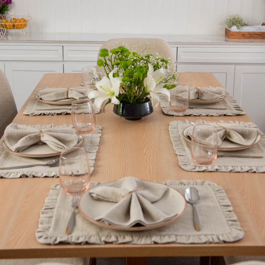 Birchwood table linen set