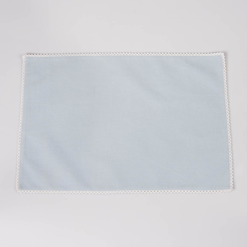 Lace edged sky cotton linen table mats