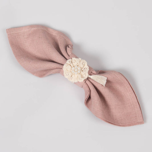 Crochet embellished dusty rose linen napkin rings