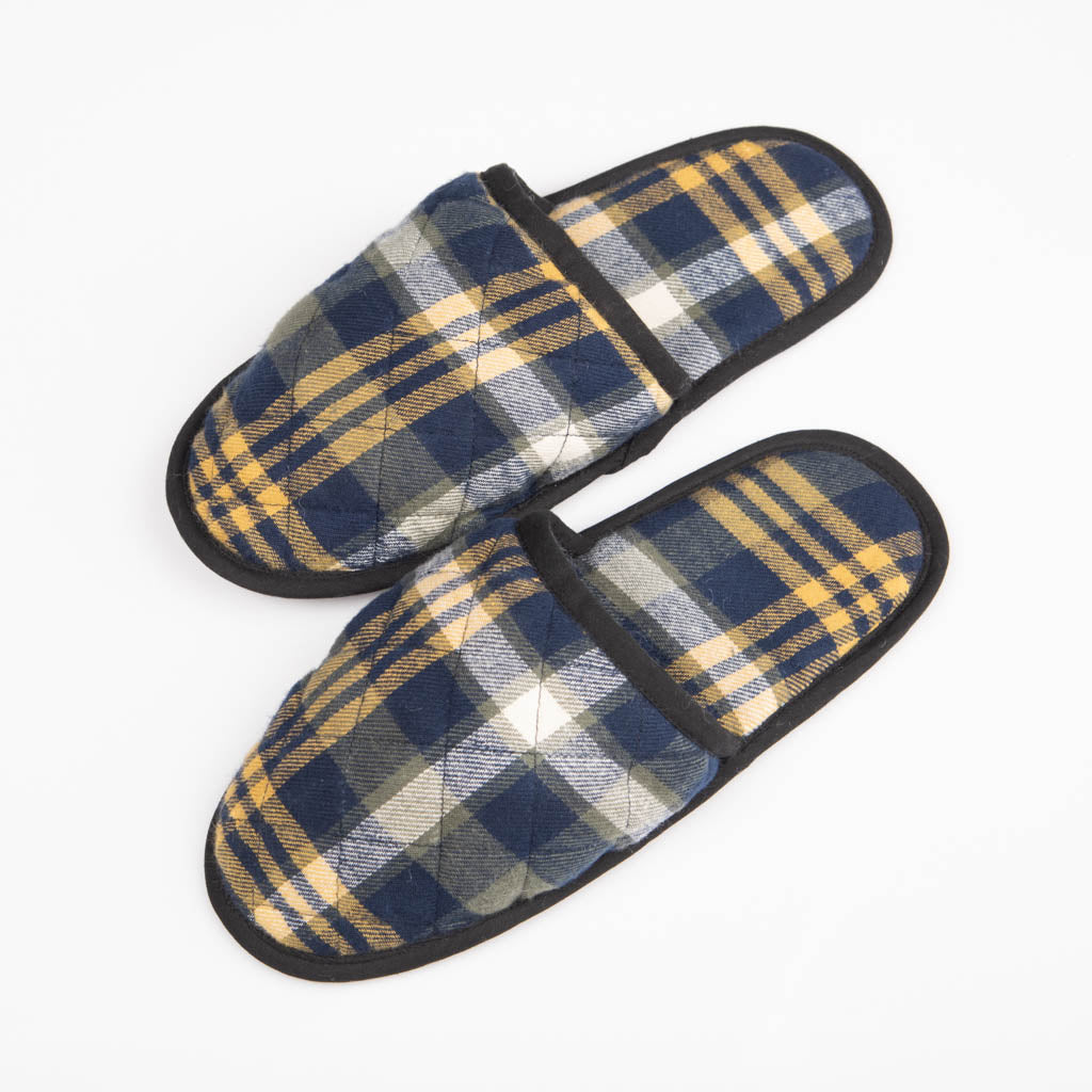 Indoor fabric slippers