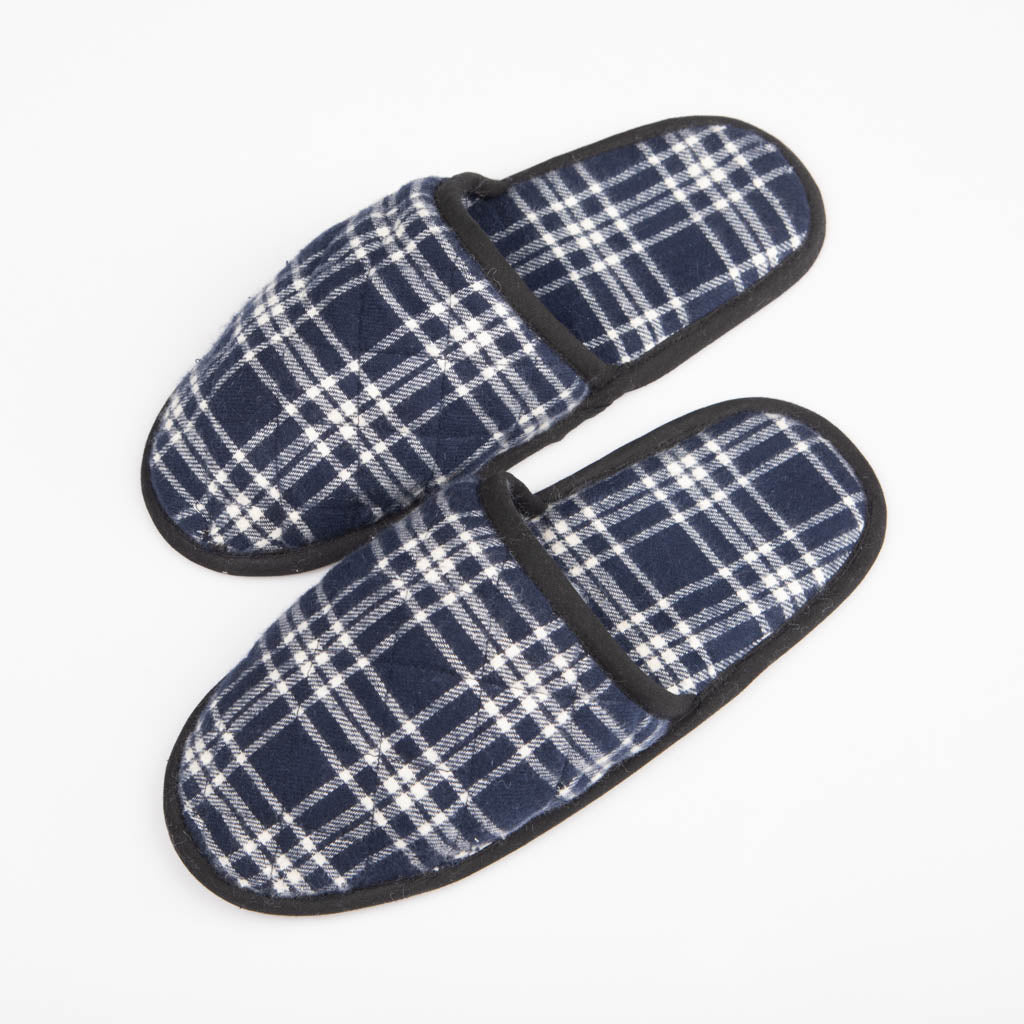 Indoor fabric slippers