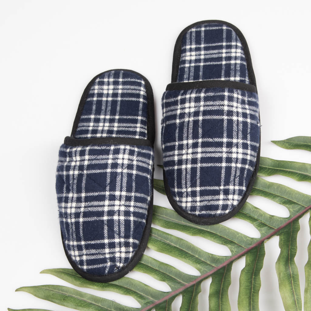 Indoor fabric slippers