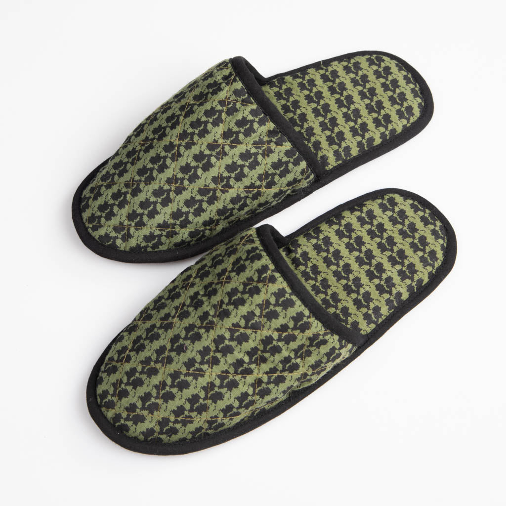 Indoor fabric slippers