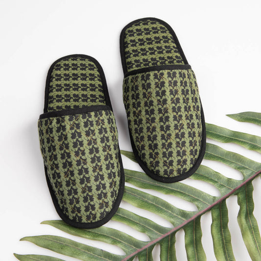 Indoor fabric slippers