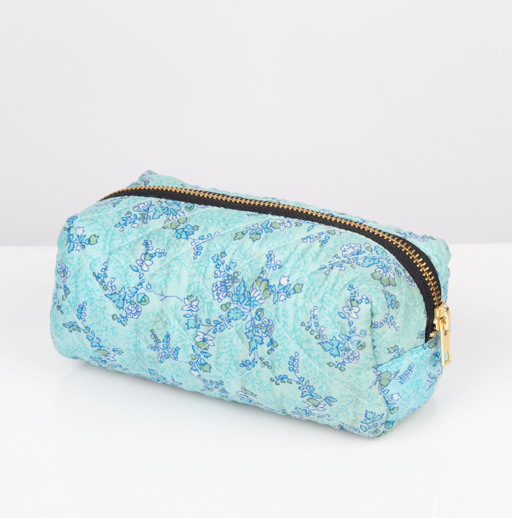 Marble pencil case new deals look