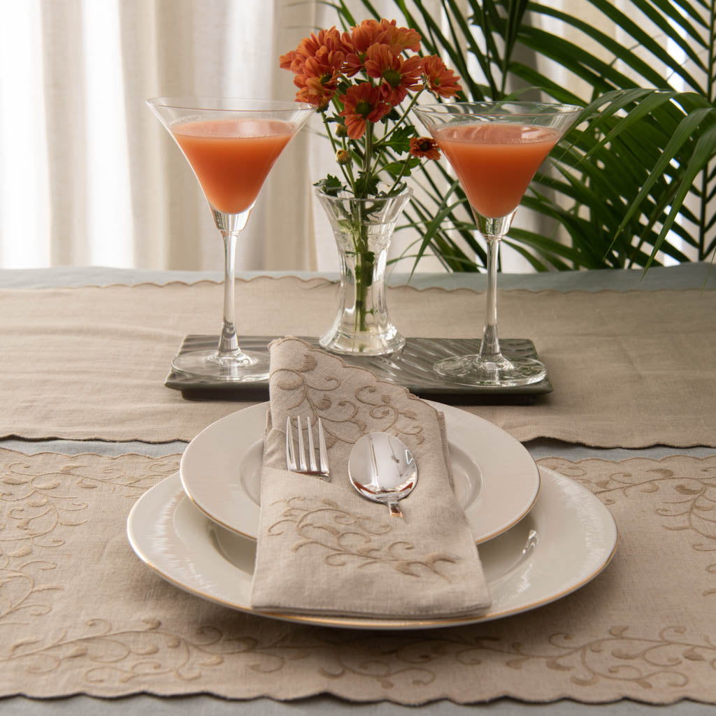 Cutwork edged embroidered natural table linen set