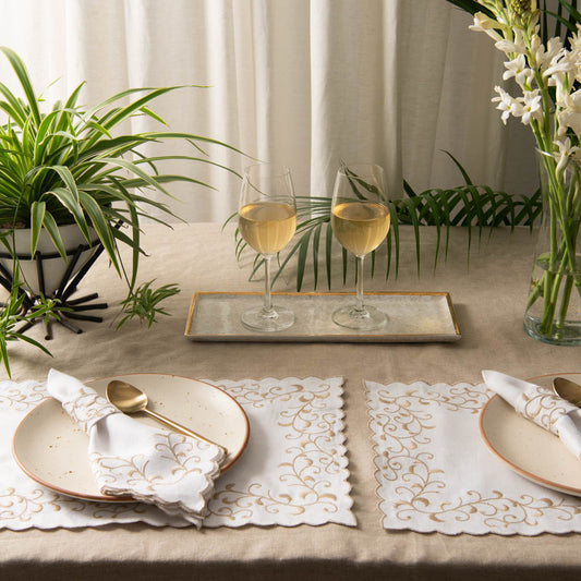 Cutwork edged embroidered white table linen set